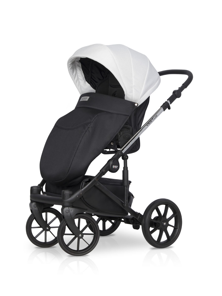 Коляска 2 в 1 Riko Basic Vest Lux 03 Titanium белый