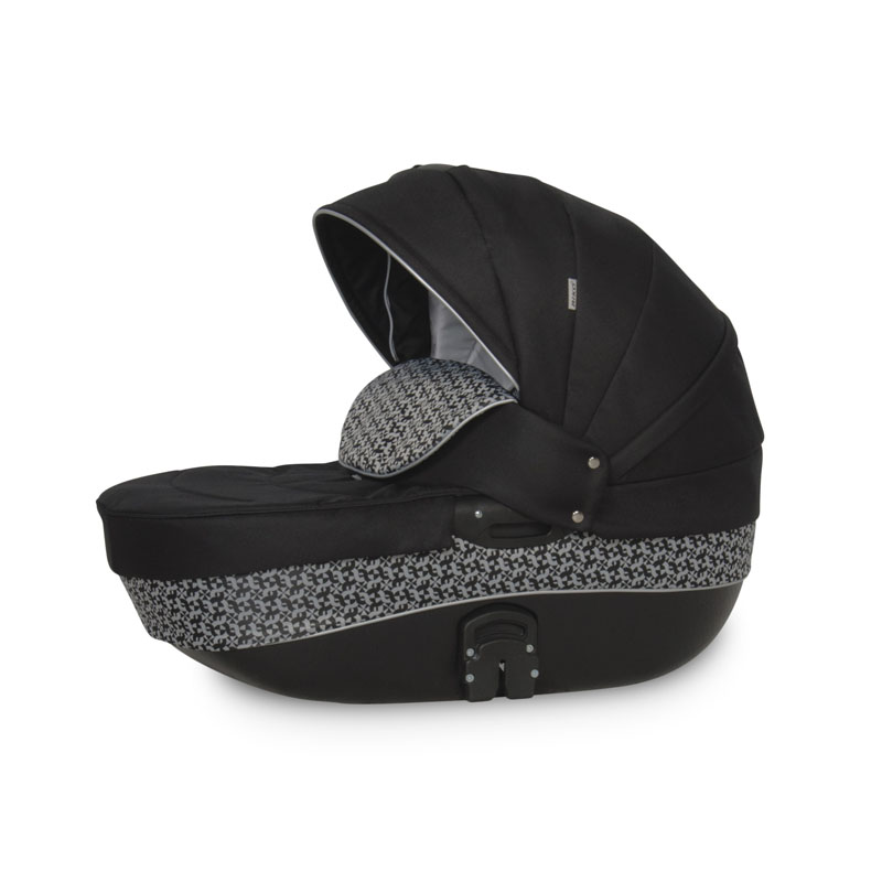 Коляска 3 в 1 Riko Bruno Silver 31 черный