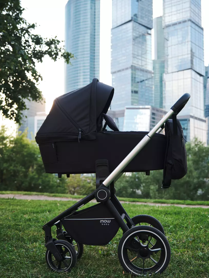 Коляска 3 в 1 MOWBaby ZOOM PU RA087 Silver Black