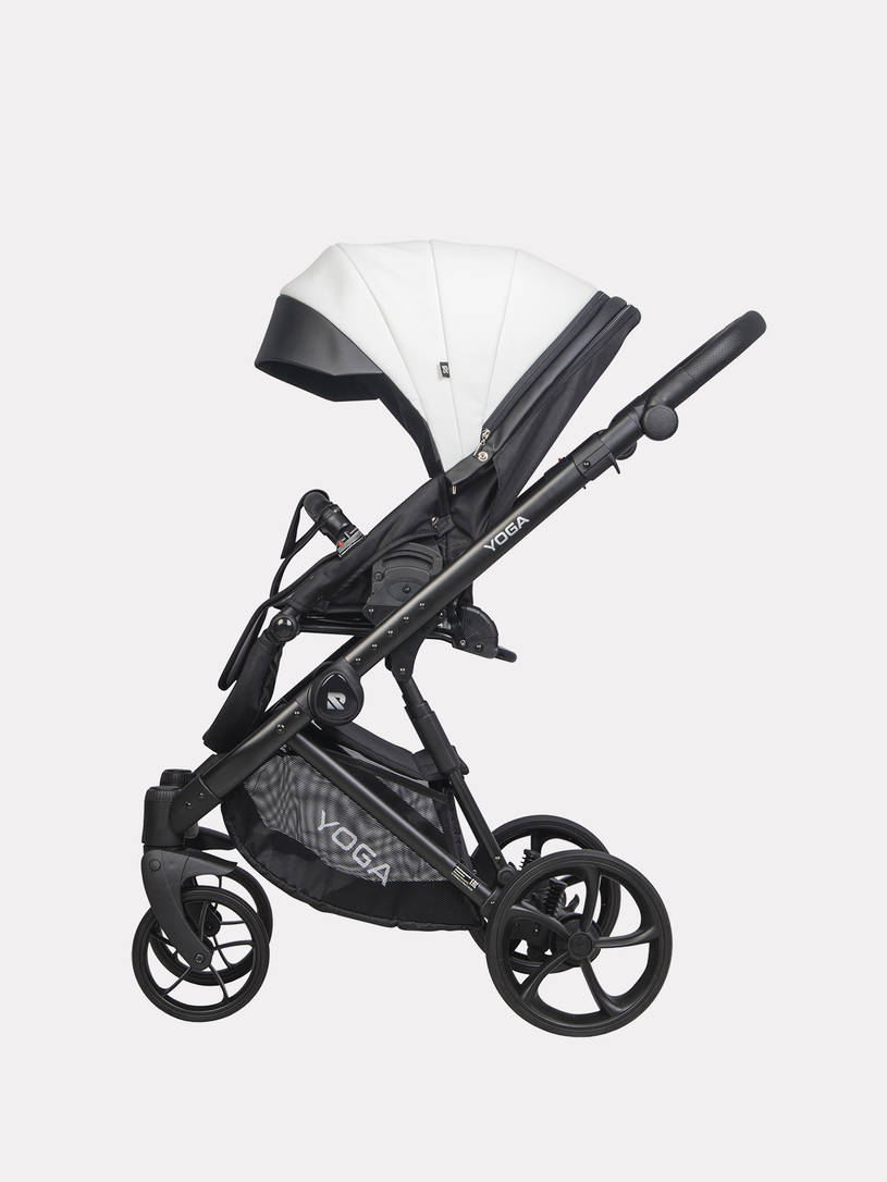 Коляска 3 в 1 Riko Basic Yoga Ecco 11 White, Белый