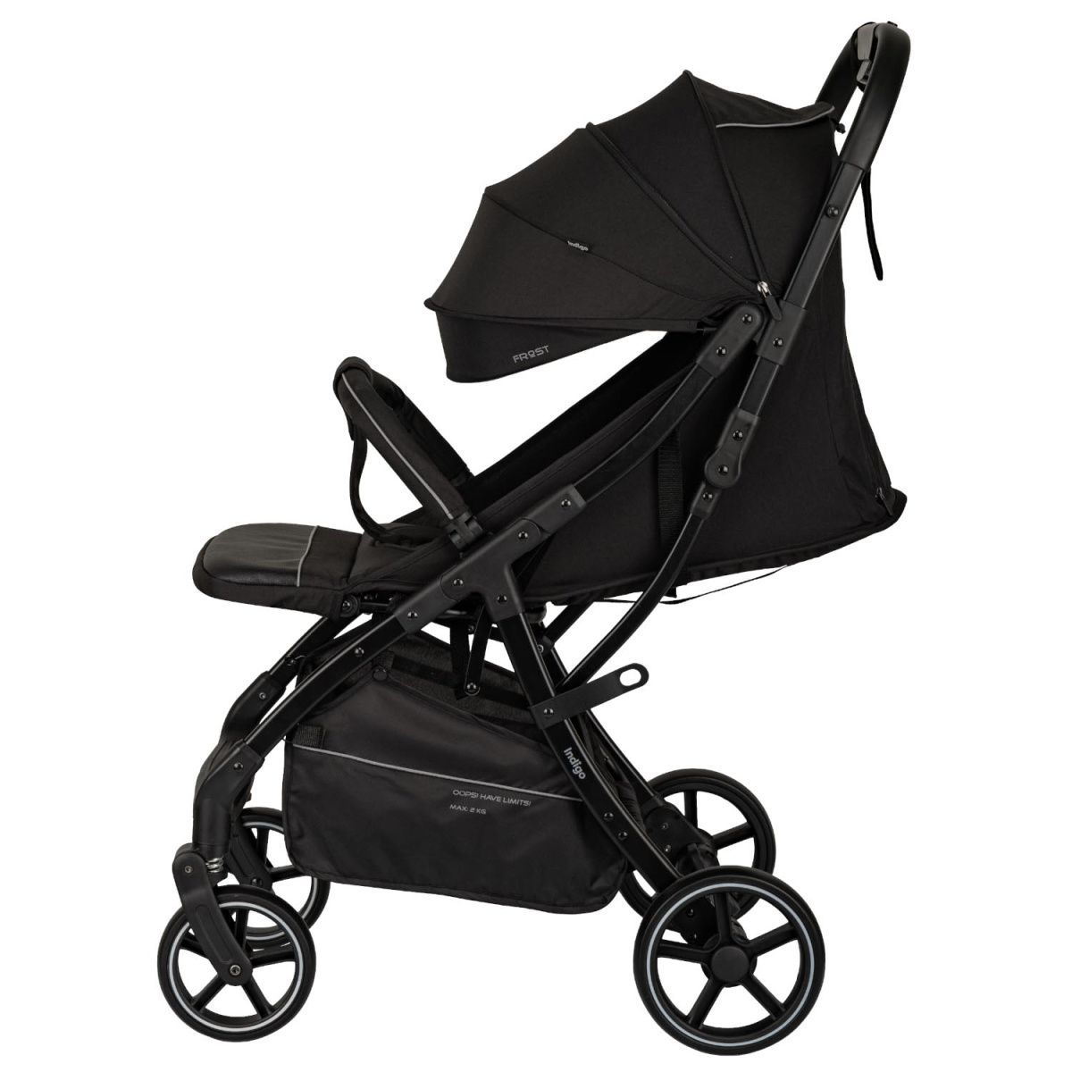 Коляска прогулочная Indigo FROST черный